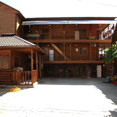 U Iriny Hotel Pizunda Exterior foto