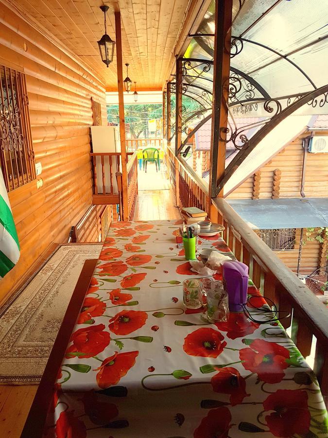 U Iriny Hotel Pizunda Exterior foto