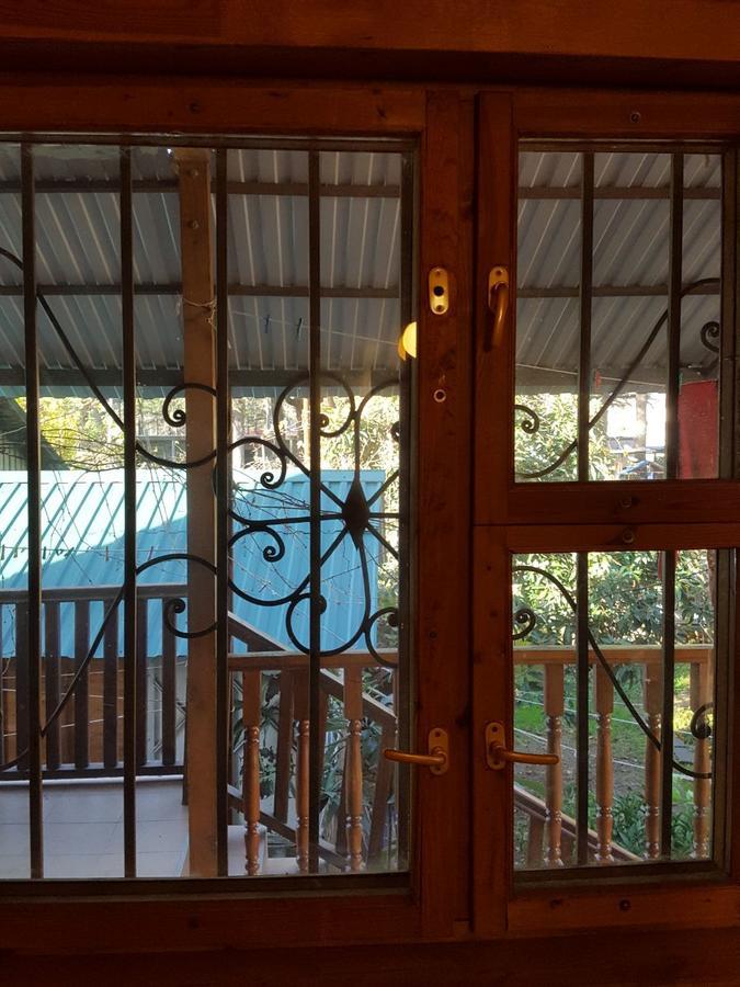 U Iriny Hotel Pizunda Exterior foto