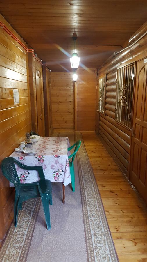 U Iriny Hotel Pizunda Exterior foto