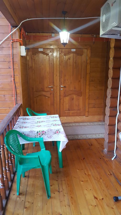 U Iriny Hotel Pizunda Exterior foto