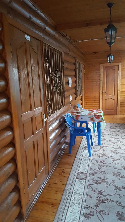 U Iriny Hotel Pizunda Exterior foto